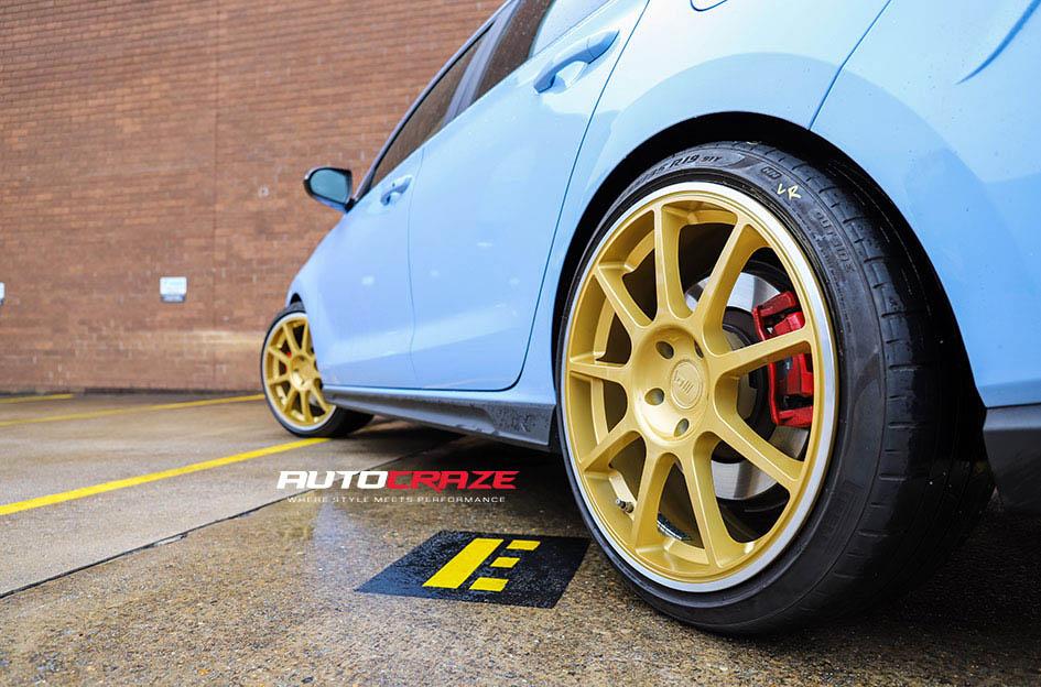 HYUNDAI I30 N MR138 GOLD MACHINED LIP